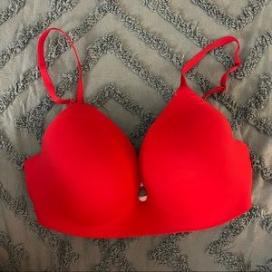 VS T-shirt bra, size 32D